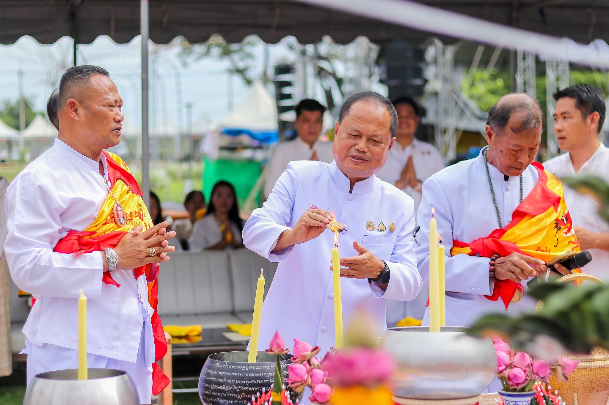 title - ส.ป.ก.อ่างทองเข้าร่วมพิธีมหามงคลบวงสรวงพระพุทธไสยาสน์ขุนอินทประมูลและสิ่งศักดิ์สิทธิ์วัดขุนอินทประมูล 🙏